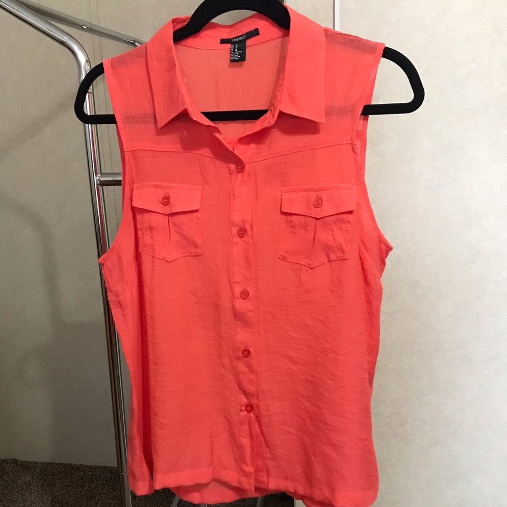 FOREVER 21 tank.